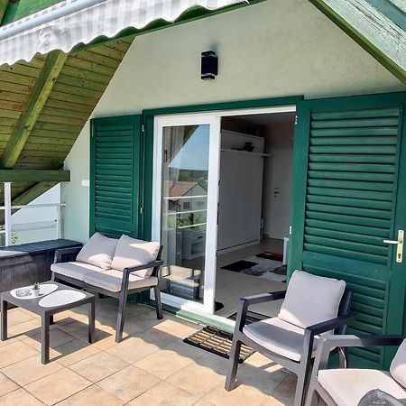 Fuegefa Apartman Balatonalmádi Exteriör bild