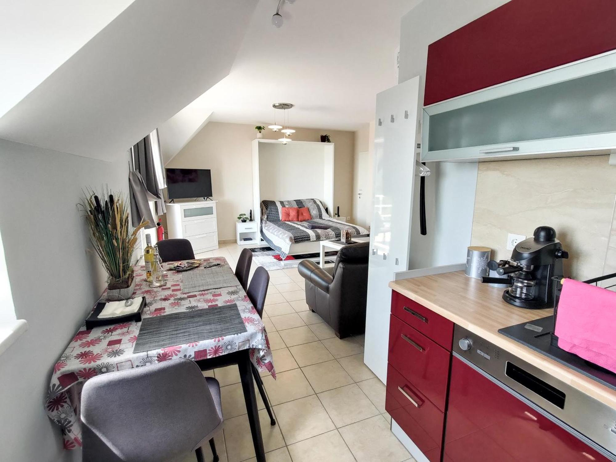 Fuegefa Apartman Balatonalmádi Exteriör bild
