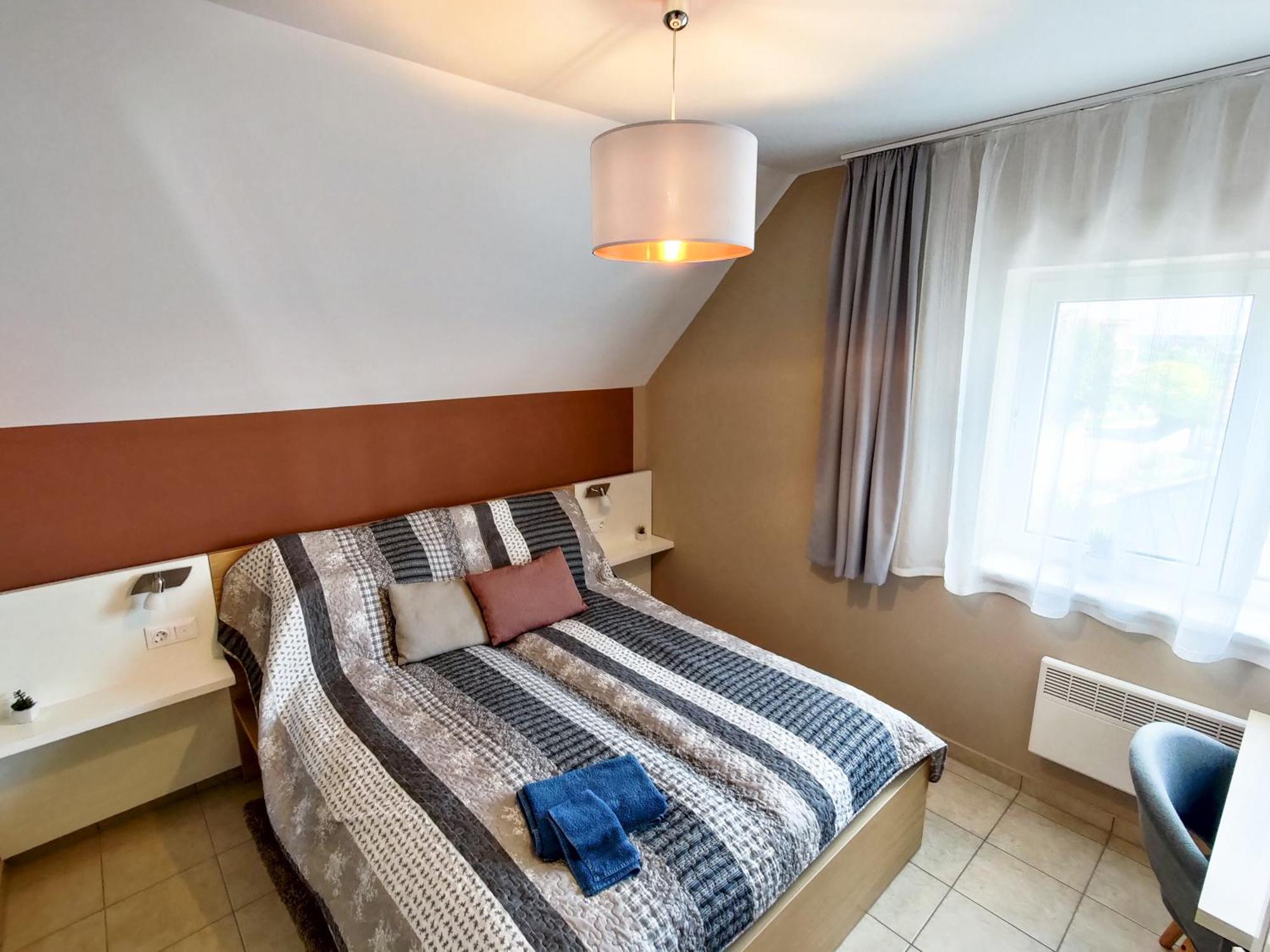 Fuegefa Apartman Balatonalmádi Exteriör bild